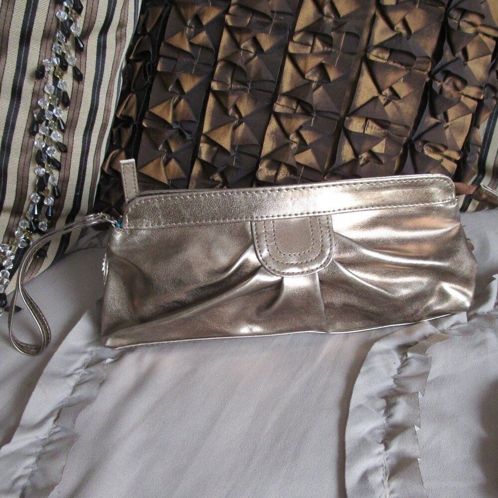 NWOT metallic envelope wristlet purse